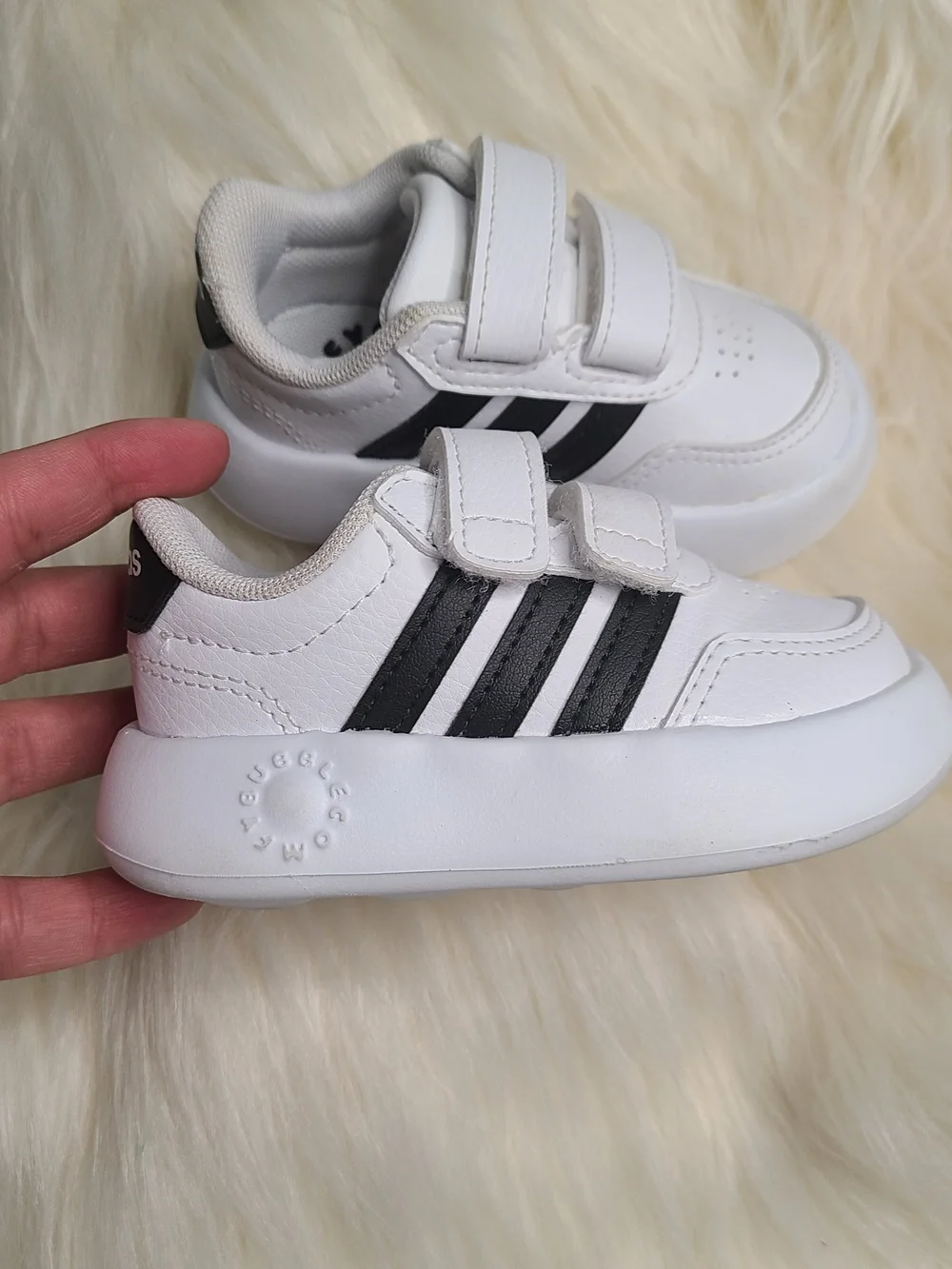 adidas kids sneakers